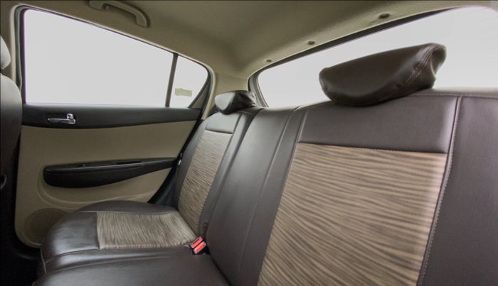 2014 Hyundai i20 SPORTZ 1.2 VTVT, Petrol, Manual, 49,373 km, Right Side Rear Door Cabin