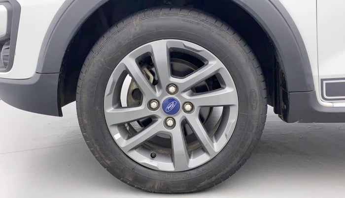 2020 Ford FREESTYLE TITANIUM 1.2 PETROL, Petrol, Manual, 23,750 km, Left Front Wheel