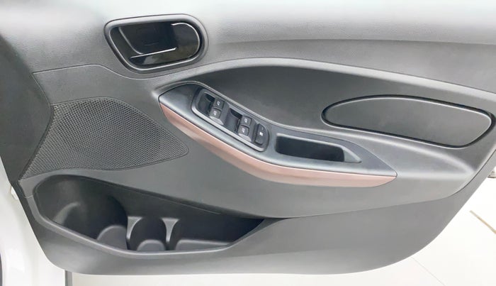 2020 Ford FREESTYLE TITANIUM 1.2 PETROL, Petrol, Manual, 23,750 km, Driver Side Door Panels Control