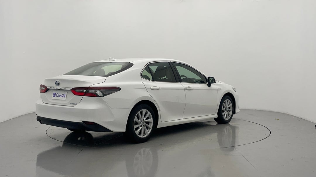 Right Back Diagonal (45- Degree) View