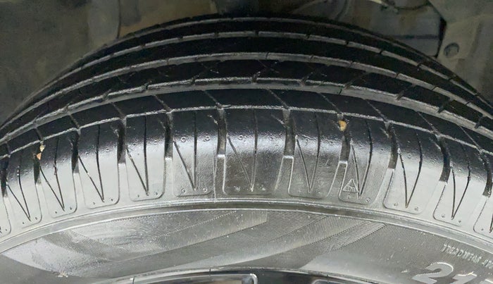2019 Maruti Vitara Brezza ZDI, Diesel, Manual, 59,947 km, Right Front Tyre Tread