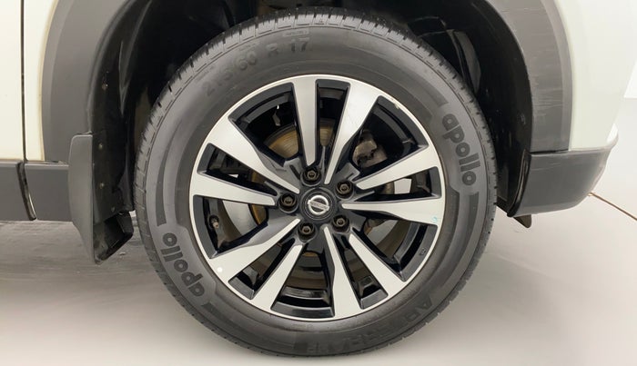 2020 Nissan Kicks XV PETROL, Petrol, Manual, 14,869 km, Right Front Wheel