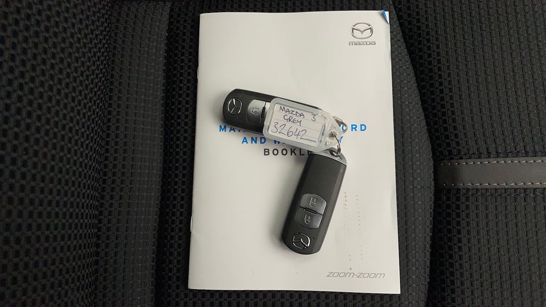 2018 Mazda 3 Maxx Sport, Automatic, 72005 km, Key Close-up