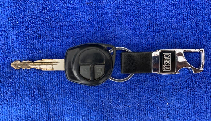 2014 Maruti Swift VDI ABS, Diesel, Manual, 57,065 km, Key Close Up