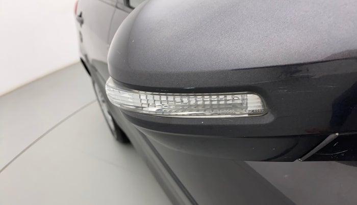 2014 Maruti Swift VDI ABS, Diesel, Manual, 57,065 km, Right rear-view mirror - Indicator light not working
