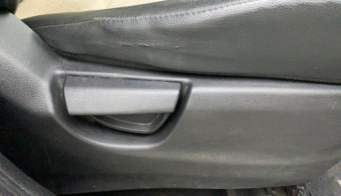 2020 Hyundai NEW SANTRO SPORTZ AMT, Petrol, Automatic, 16,977 km, Driver Side Adjustment Panel