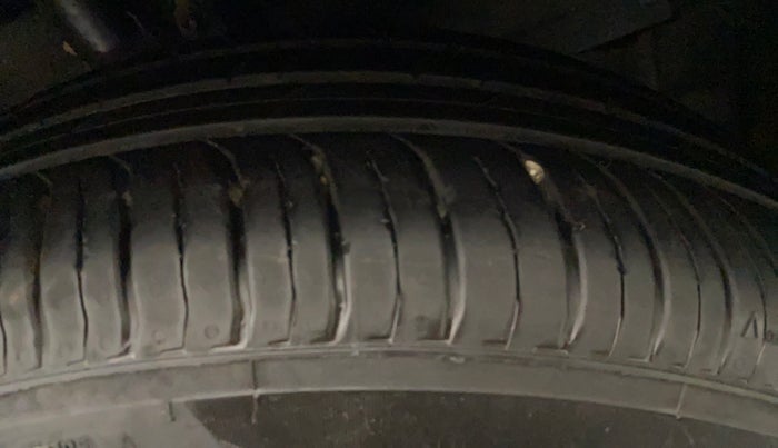 2018 Maruti Dzire ZXI PLUS AMT, Petrol, Automatic, 57,651 km, Left Front Tyre Tread
