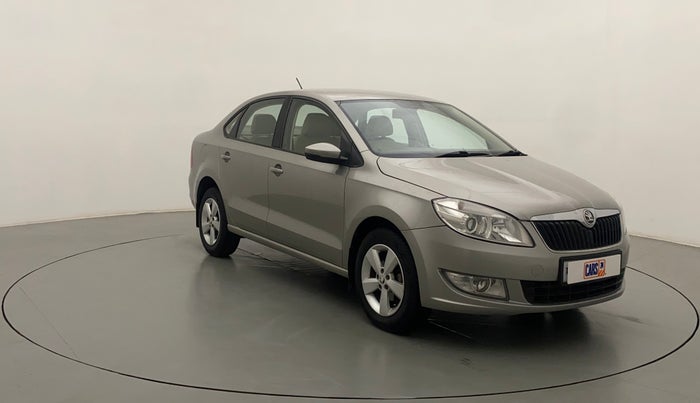 2015 Skoda Rapid 1.5 TDI CR STYLE PLUS AT, Diesel, Automatic, 35,375 km, Right Front Diagonal