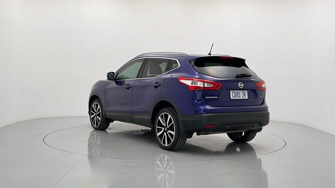 Left Back Diagonal (45- Degree) View