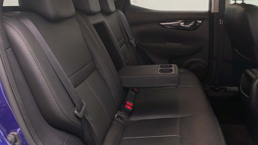 Right Side Rear Door Cabin View