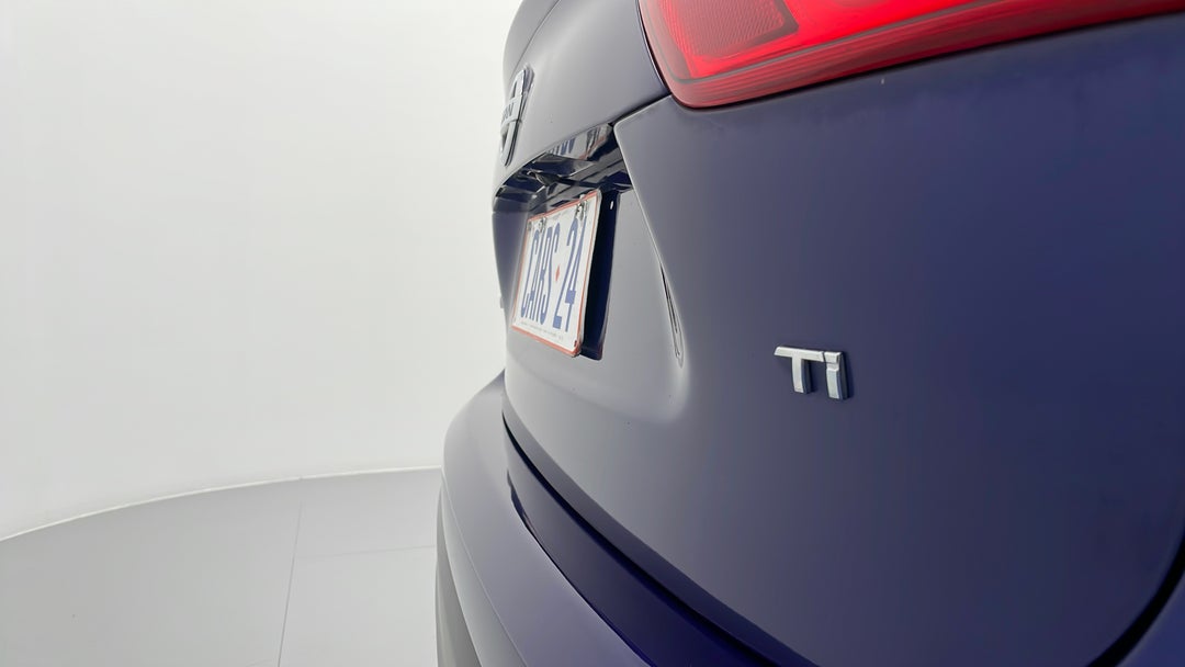 Badge (Boot Right Side)