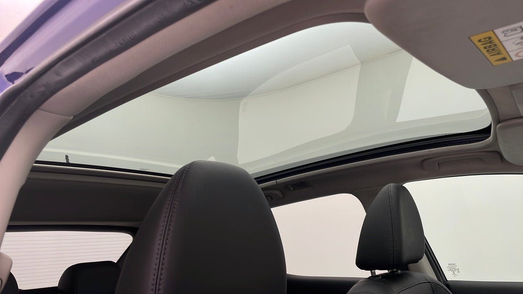Interior Sunroof/Moonroof