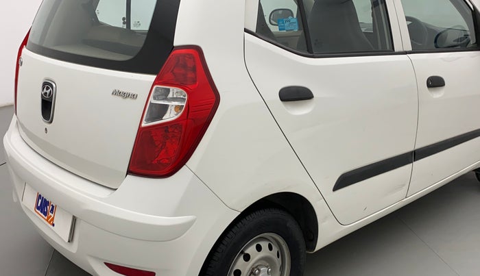 2015 Hyundai i10 MAGNA 1.1, Petrol, Manual, 49,740 km, Right quarter panel - Minor scratches