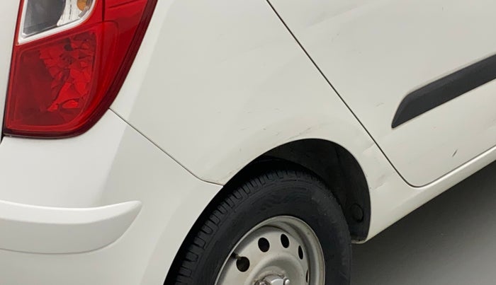 2015 Hyundai i10 MAGNA 1.1, Petrol, Manual, 49,740 km, Right quarter panel - Slightly dented