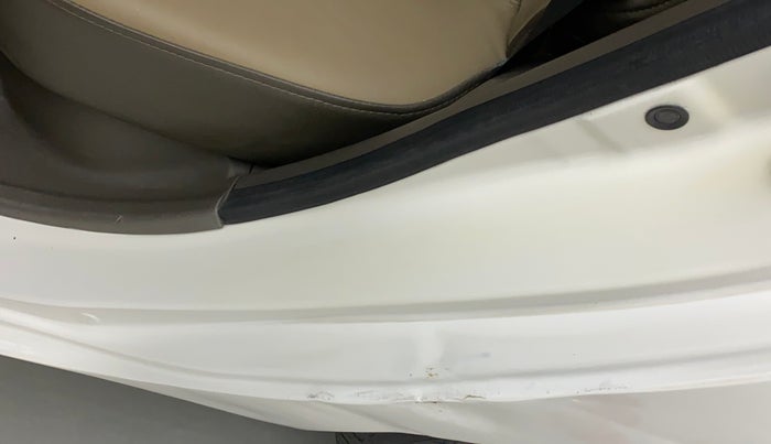 2015 Hyundai i10 MAGNA 1.1, Petrol, Manual, 49,740 km, Left C pillar - Slight discoloration