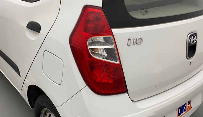 2015 Hyundai i10 MAGNA 1.1, Petrol, Manual, 49,740 km, Left tail light - Minor scratches