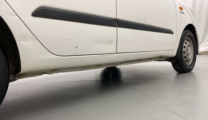 2015 Hyundai i10 MAGNA 1.1, Petrol, Manual, 49,740 km, Right running board - Slightly dented