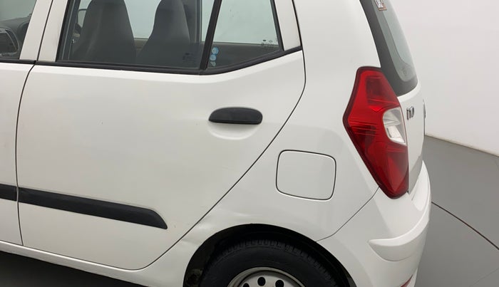 2015 Hyundai i10 MAGNA 1.1, Petrol, Manual, 49,740 km, Left quarter panel - Paint has minor damage