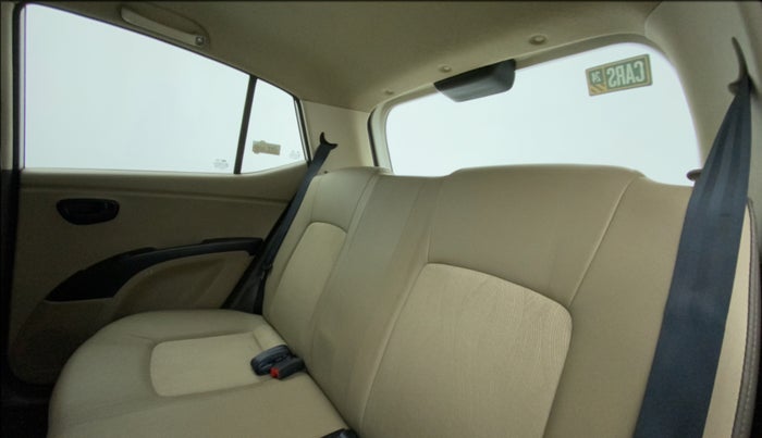 2015 Hyundai i10 MAGNA 1.1, Petrol, Manual, 49,740 km, Right Side Rear Door Cabin