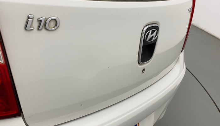 2015 Hyundai i10 MAGNA 1.1, Petrol, Manual, 49,740 km, Dicky (Boot door) - Slightly dented