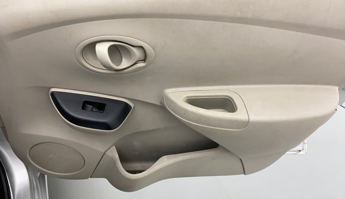 2016 Datsun Go Plus T, Petrol, Manual, 25,205 km, Driver Side Door Panels Control