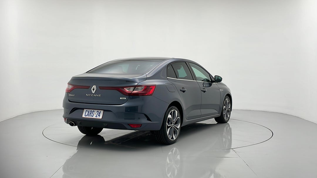 Right Back Diagonal (45- Degree) View