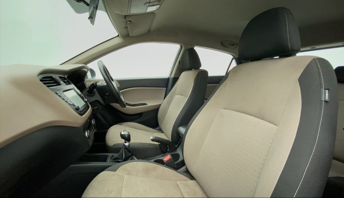 2016 Hyundai Elite i20 ASTA 1.2 (O), Petrol, Manual, 37,470 km, Right Side Front Door Cabin
