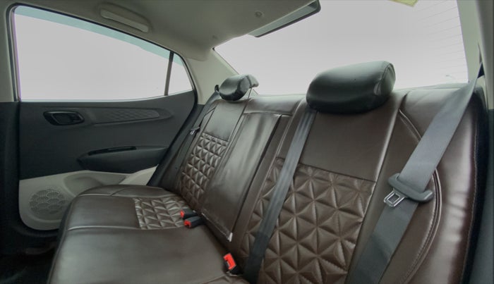 2021 Hyundai AURA S CNG, CNG, Manual, 4,663 km, Right Side Rear Door Cabin