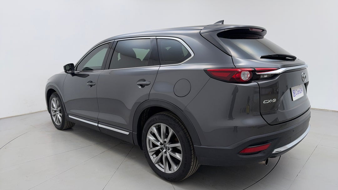 Left Back Diagonal (45- Degree) View