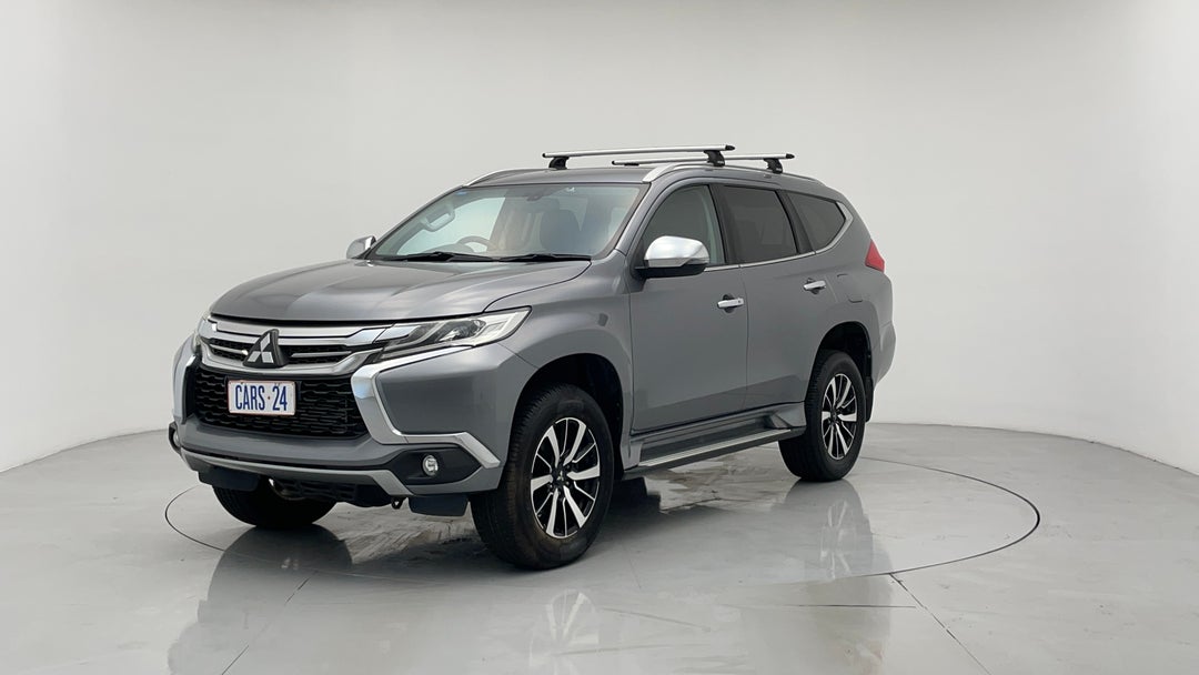 Left Front Diagonal (45- Degree) View