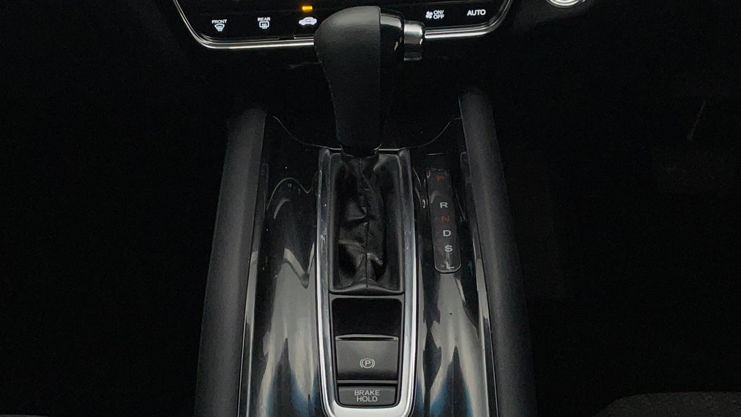 2016 Honda HR-V Vti-s, Automatic, 117537 km, Gear Lever 