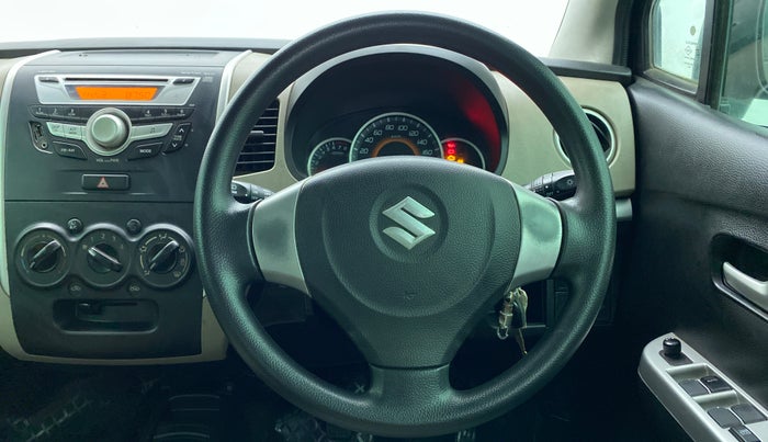 2014 Maruti Wagon R 1.0 VXI, Petrol, Manual, 33,309 km, Steering Wheel Close Up