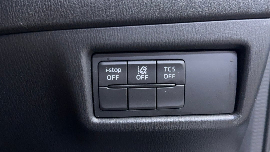 2023 Mazda CX-5 G20 Maxx (fwd), Automatic, 44864 km, Utility Switches/Buttons