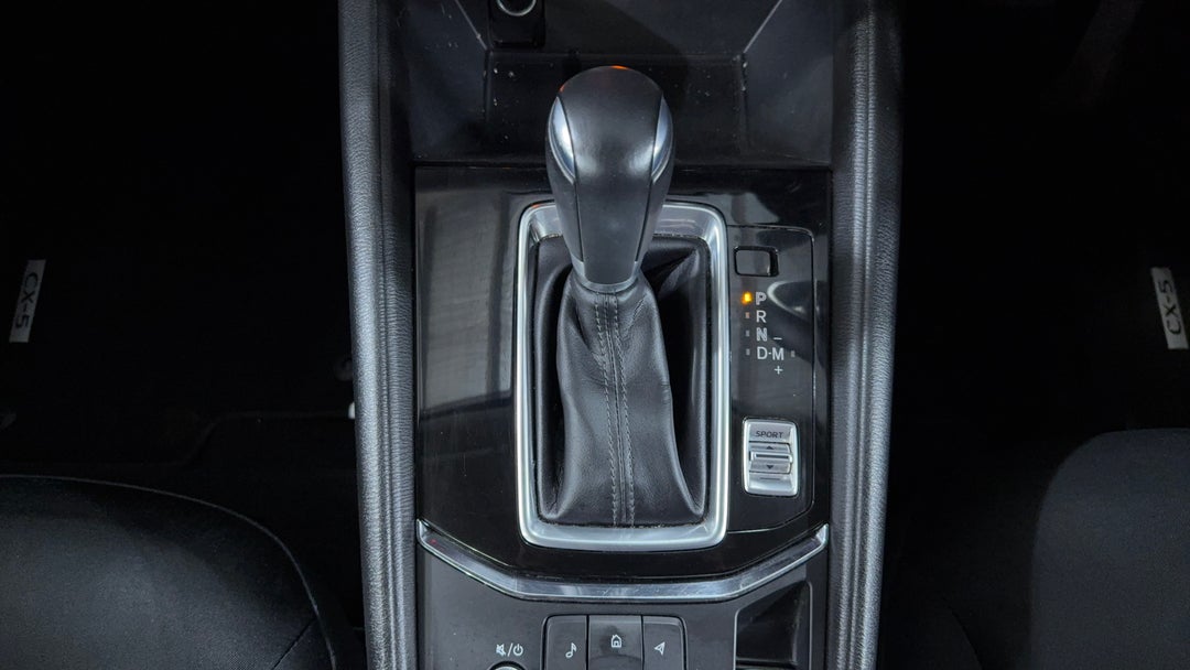 2023 Mazda CX-5 G20 Maxx (fwd), Automatic, 44864 km, Gear Lever 