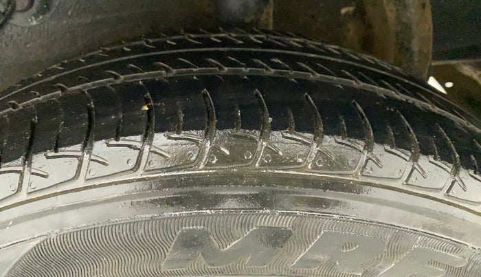 2019 Maruti Celerio VXI CNG, CNG, Manual, 93,018 km, Left Rear Tyre Tread