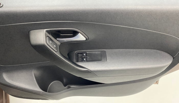 2016 Volkswagen Ameo TRENDLINE 1.2, Petrol, Manual, 22,881 km, Driver Side Door Panels Control