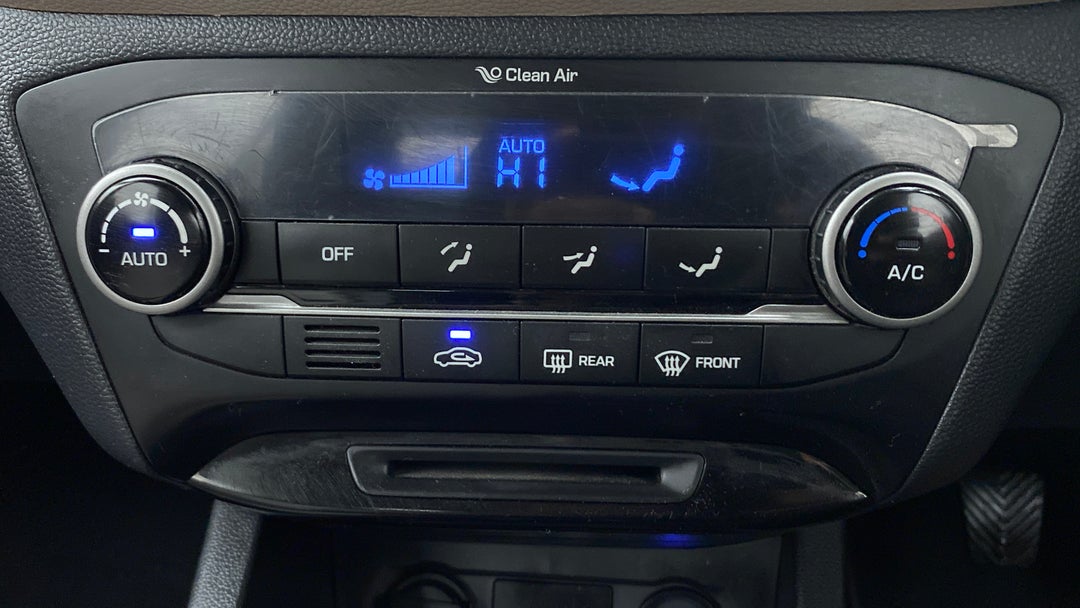 Automatic Climate Control 