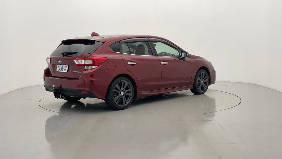 Right Back Diagonal (45- Degree) View