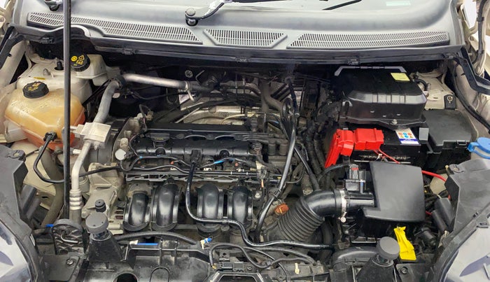2015 Ford Ecosport TITANIUM 1.5L PETROL AT, Petrol, Automatic, 40,228 km, Open Bonet