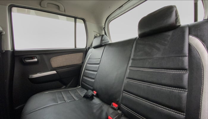 2015 Maruti Wagon R 1.0 VXI, Petrol, Manual, 28,772 km, Right Side Rear Door Cabin