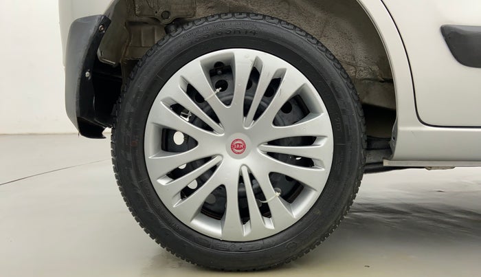 2015 Maruti Wagon R 1.0 VXI, Petrol, Manual, 28,772 km, Right Rear Wheel