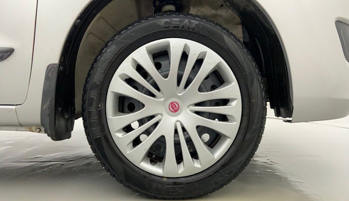 2015 Maruti Wagon R 1.0 VXI, Petrol, Manual, 28,772 km, Right Front Wheel
