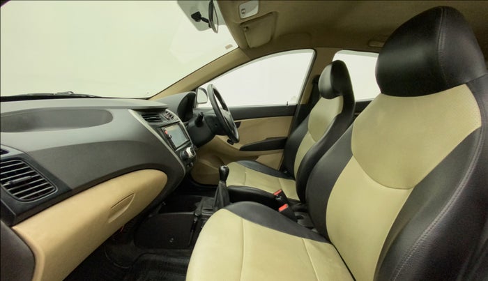 2015 Hyundai Eon ERA +, Petrol, Manual, 17,774 km, Right Side Front Door Cabin