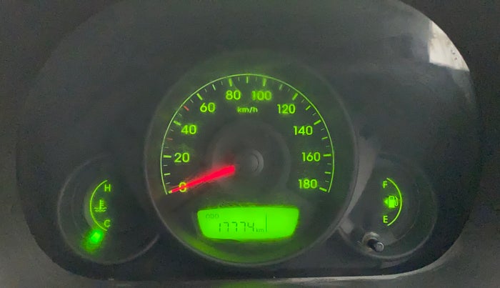 2015 Hyundai Eon ERA +, Petrol, Manual, 17,774 km, Odometer Image