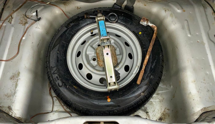 2015 Hyundai Eon ERA +, Petrol, Manual, 17,774 km, Spare Tyre