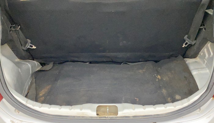 2015 Hyundai Eon ERA +, Petrol, Manual, 17,774 km, Dicky (Boot door) - Parcel tray missing