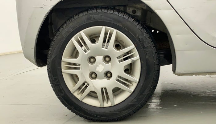 2015 Hyundai Eon ERA +, Petrol, Manual, 17,774 km, Right Rear Wheel