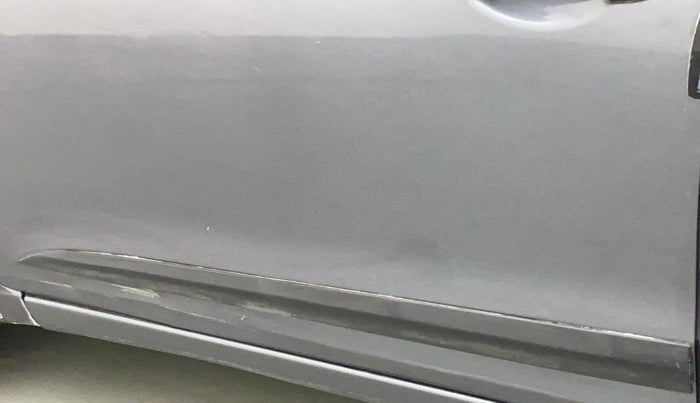 2015 Hyundai Elite i20 MAGNA 1.2, Petrol, Manual, 60,958 km, Front passenger door - Slightly dented