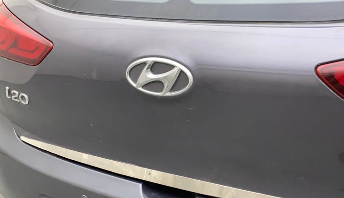 2015 Hyundai Elite i20 MAGNA 1.2, Petrol, Manual, 60,958 km, Dicky (Boot door) - Slightly dented