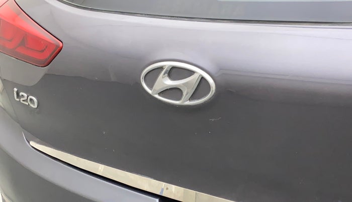 2015 Hyundai Elite i20 MAGNA 1.2, Petrol, Manual, 60,958 km, Dicky (Boot door) - Minor scratches